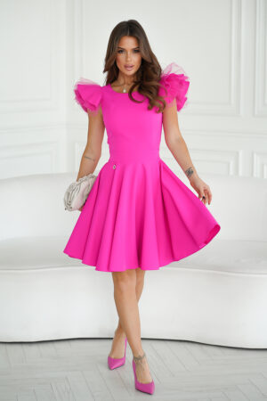 kleit puhvis õlgadega